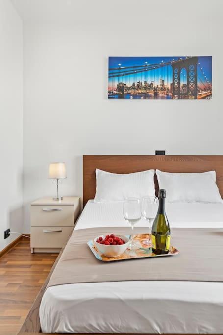 Bamboo Ultra Central Apartment Букурещ Екстериор снимка